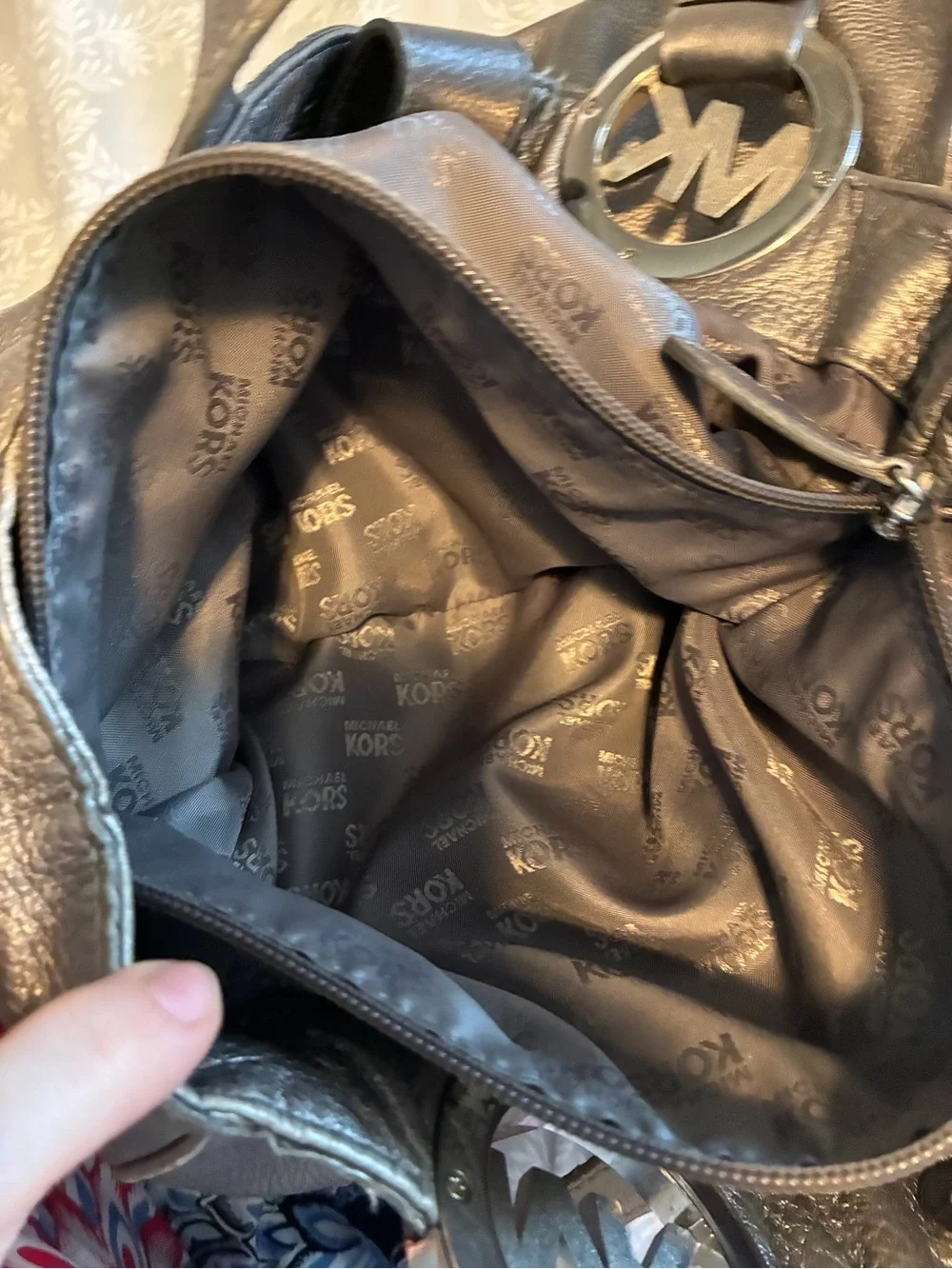 Y2K vintage Michael Kors Silver Leather Shoulder Bag